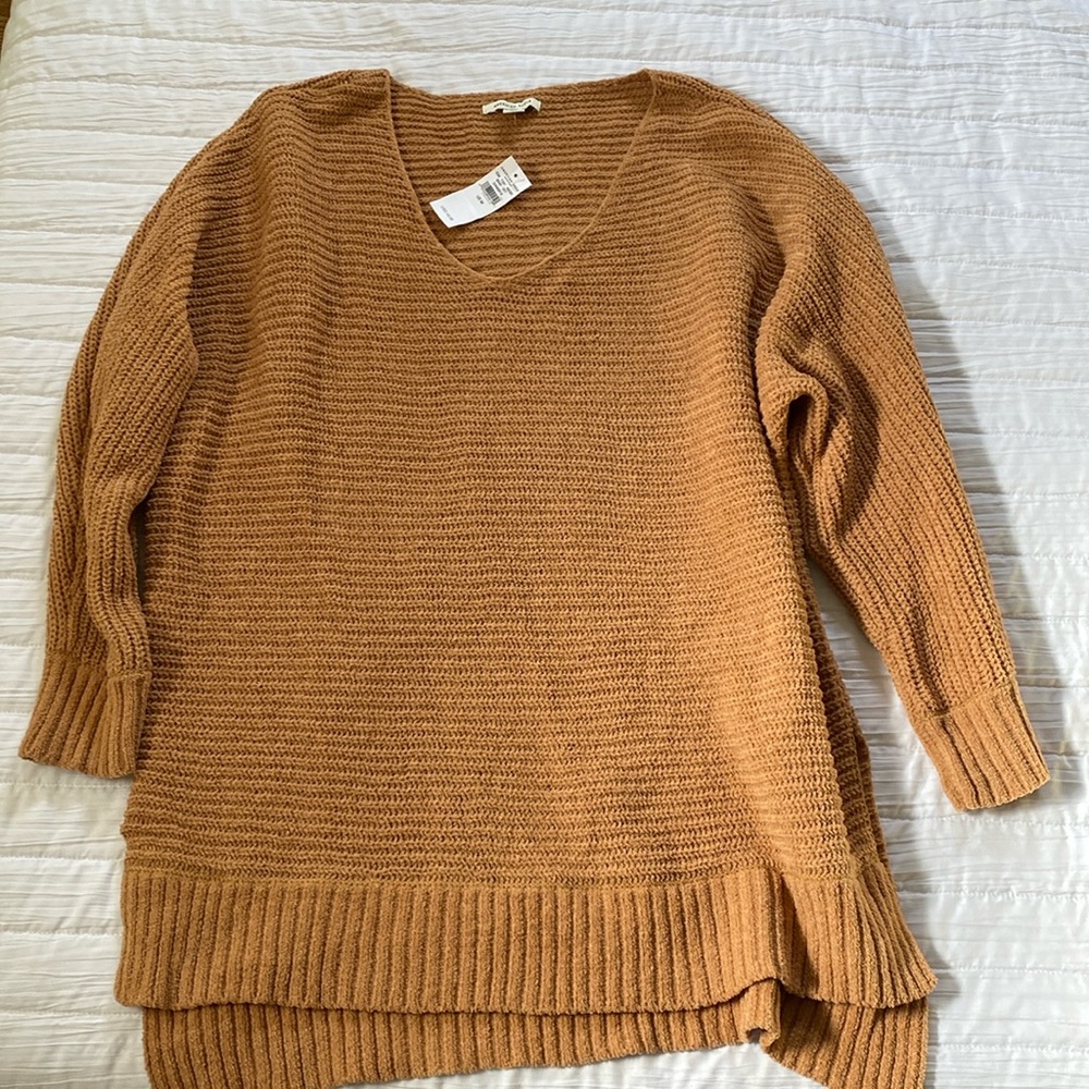 Cozy and super soft oversized American Eagle Sweater